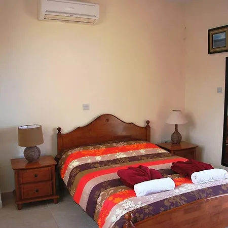 Marlin Front Luxury - 4 Bedrooms Agia Marina (Northern Cyprus)