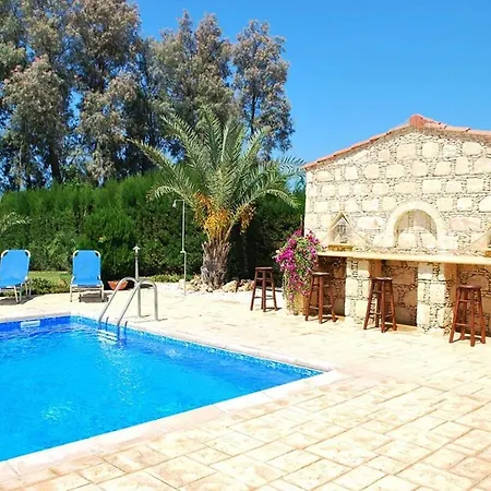 Marlin Front Luxury - 4 Bedrooms *