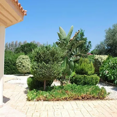 빌라 Marlin Front Luxury - 4 Bedrooms Agia Marina (Northern Cyprus)